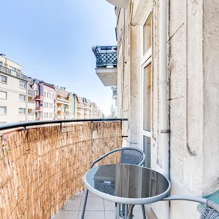 Traugutta 141 By Homeprime *